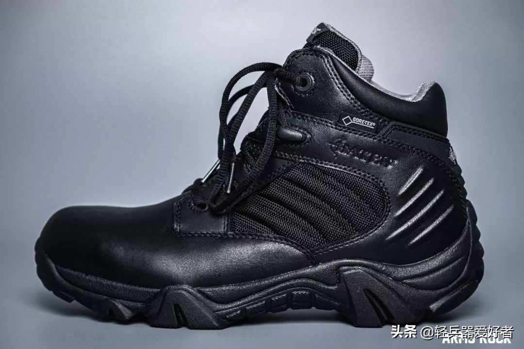 日常防水军靴,军靴下雨天可以穿吗