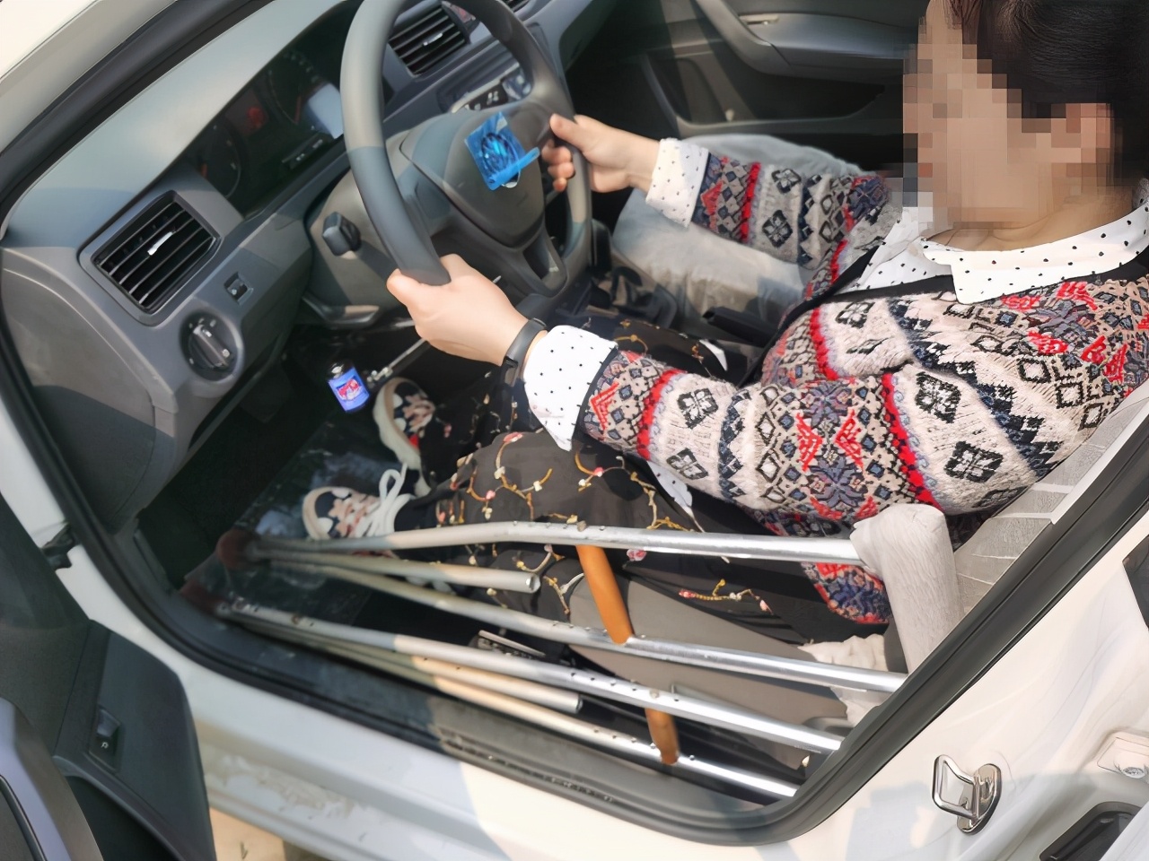 乐清畅达驾校资格证,残疾人C5机动车驾校报名条件