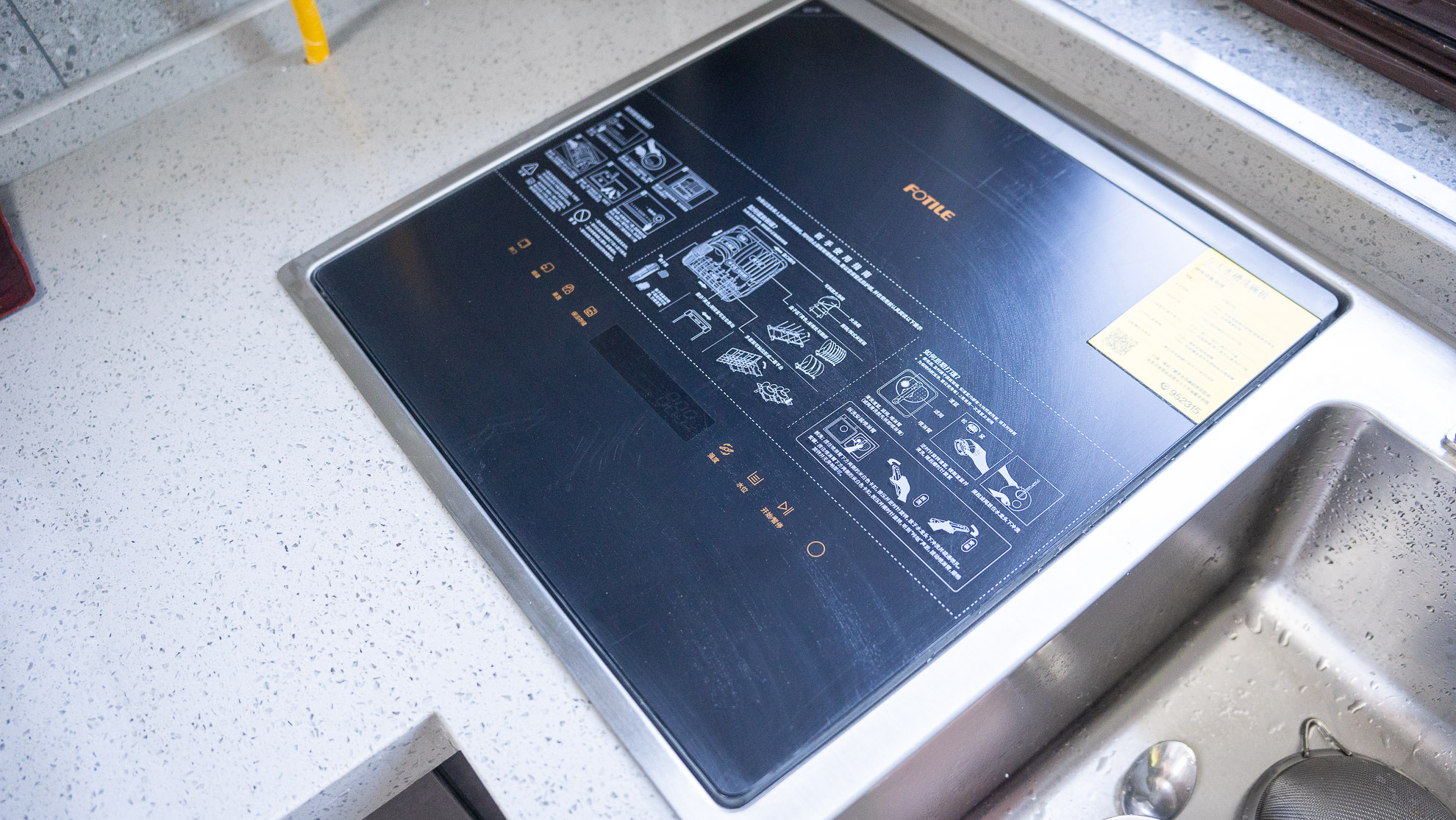 方太水槽洗碗机e5可以洗多少套,方太e5洗碗机空间