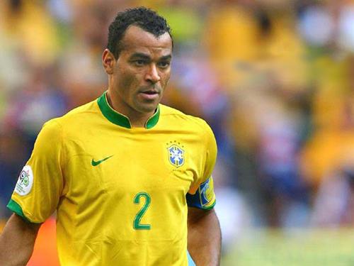 巴西最有名的前锋,巴西历史最好的中后卫