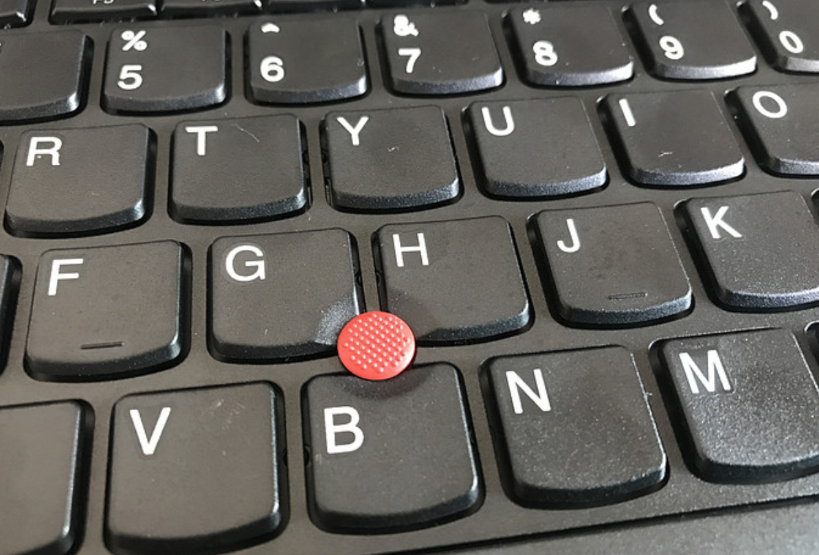 #ThinkPad升级#果粉老公为性感媳妇升级她的E470c