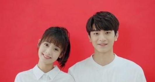 一杯荷叶茶，一首情歌的时间