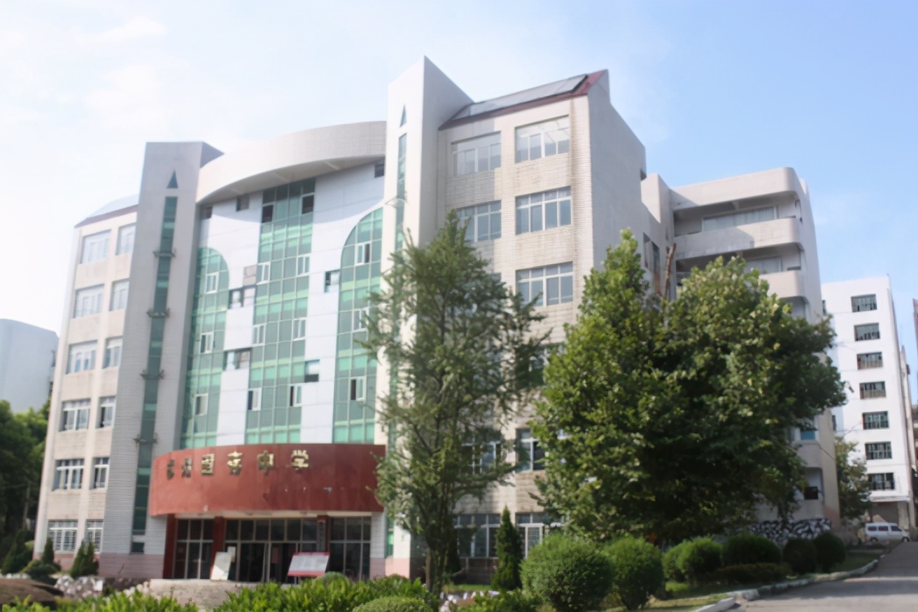 郴州市十大名校排名,郴州比六中还好的学校