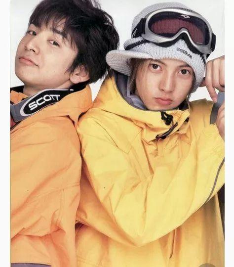 J家派系斗争结束，山下智久生田斗真晒合照表亲密