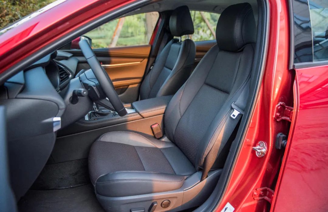 马自达3压燃版优惠,马自达3压燃版是四驱吗