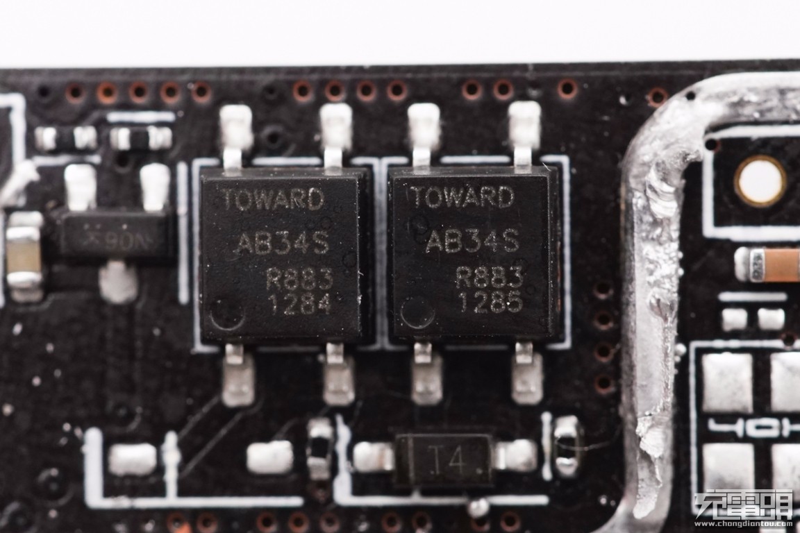 小米20w智能无线追踪式充电器缺点,小米智能追踪式无线充20w拆解