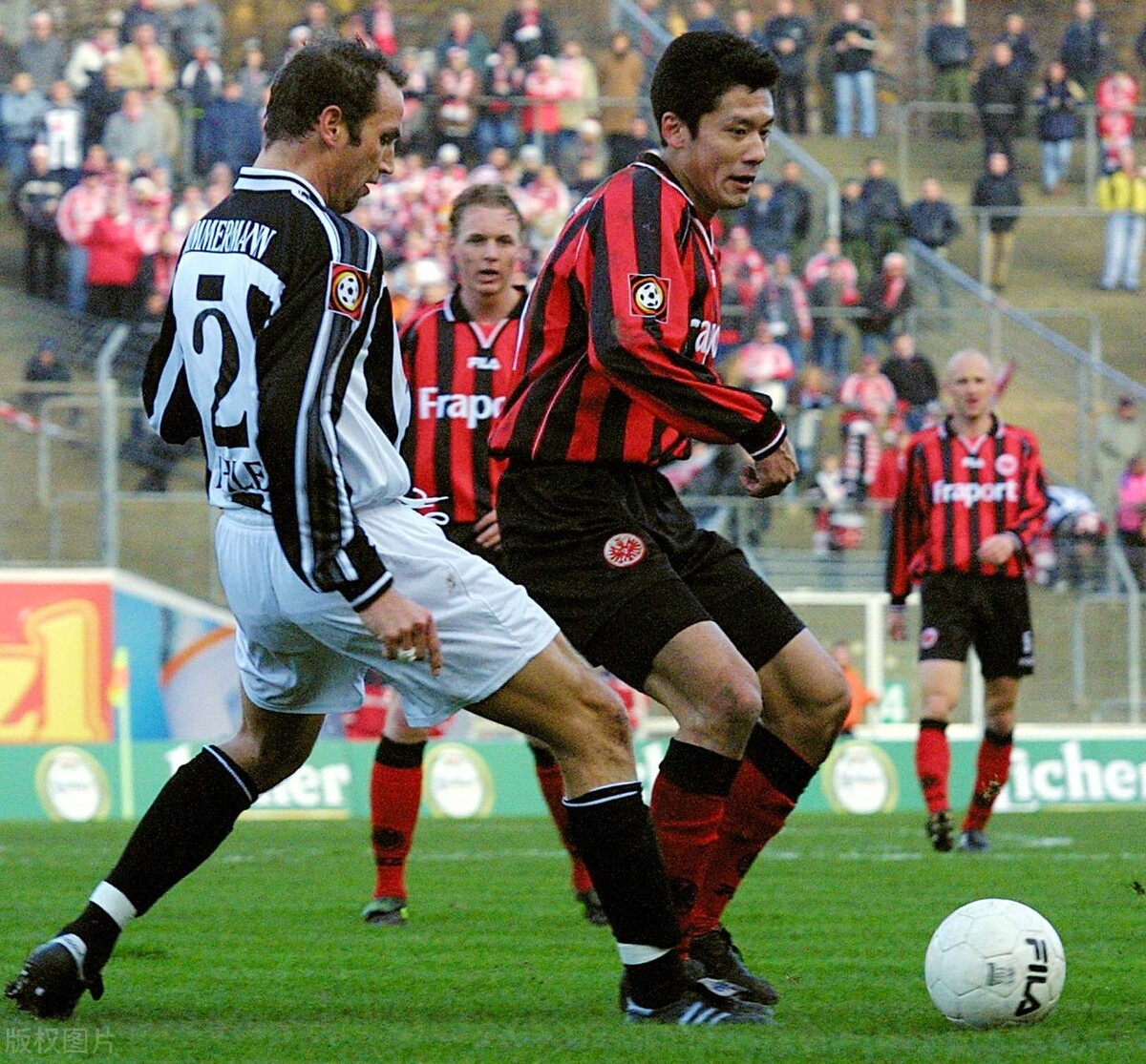 世界足球俱乐部标志大全,世界知名足球队logo