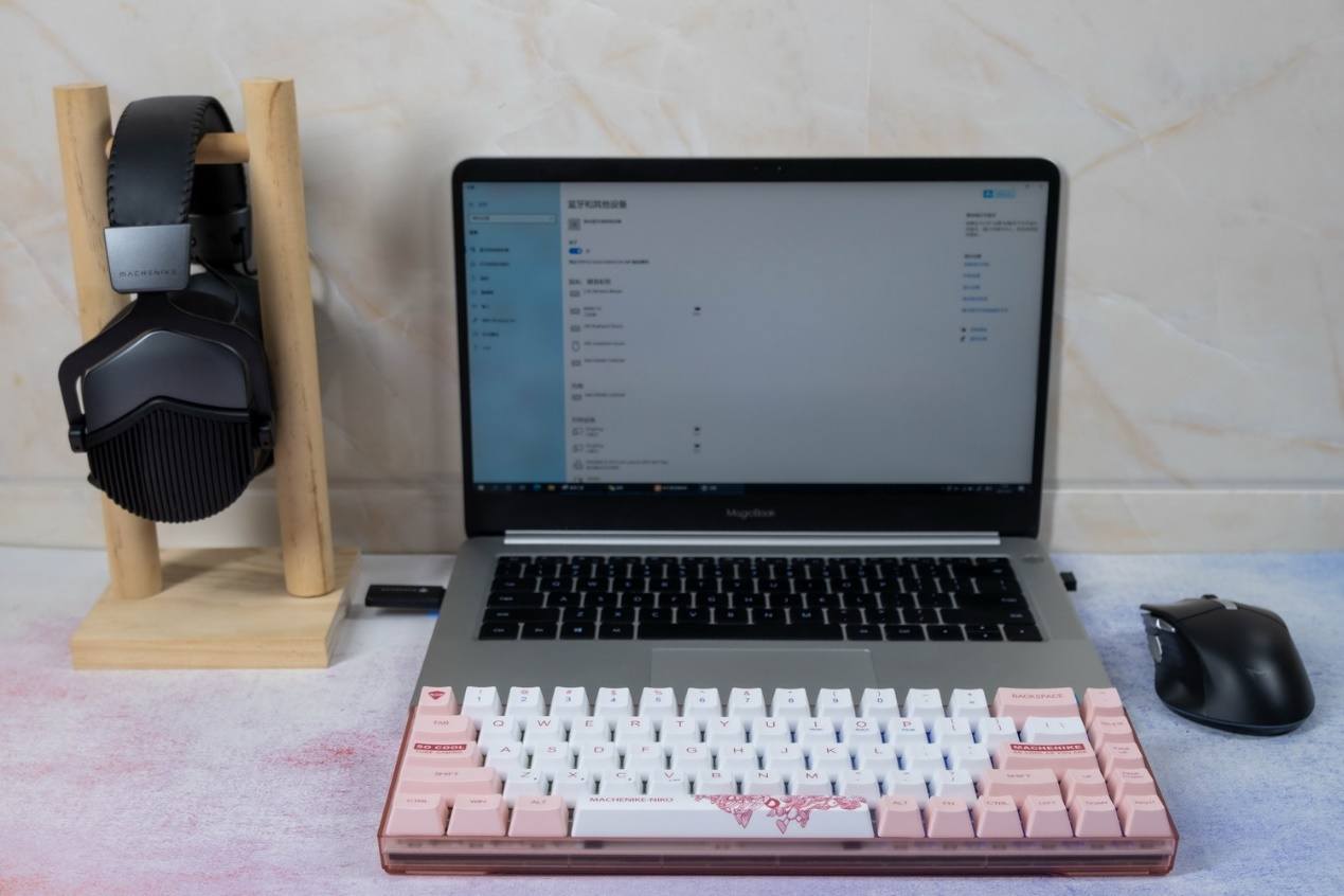 款款优秀，组合起来吃鸡更轻松，机械师游戏套装体验