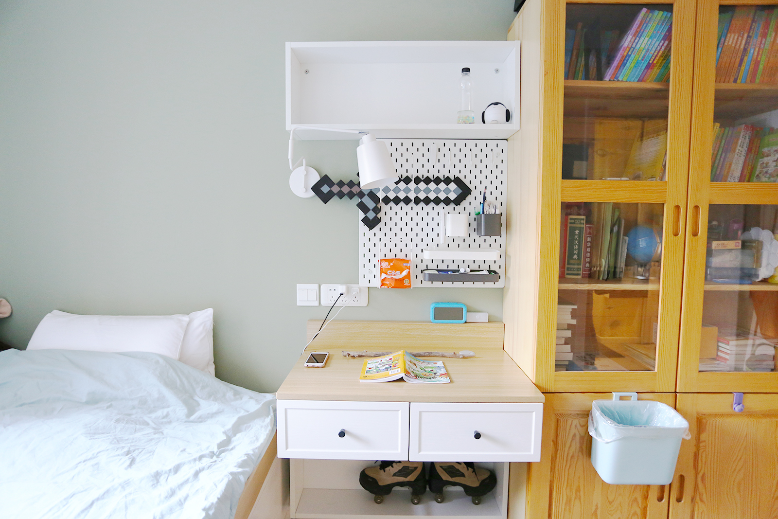 88平双阳台现代简约风格,一室一厅大阳台小户型装修老房子