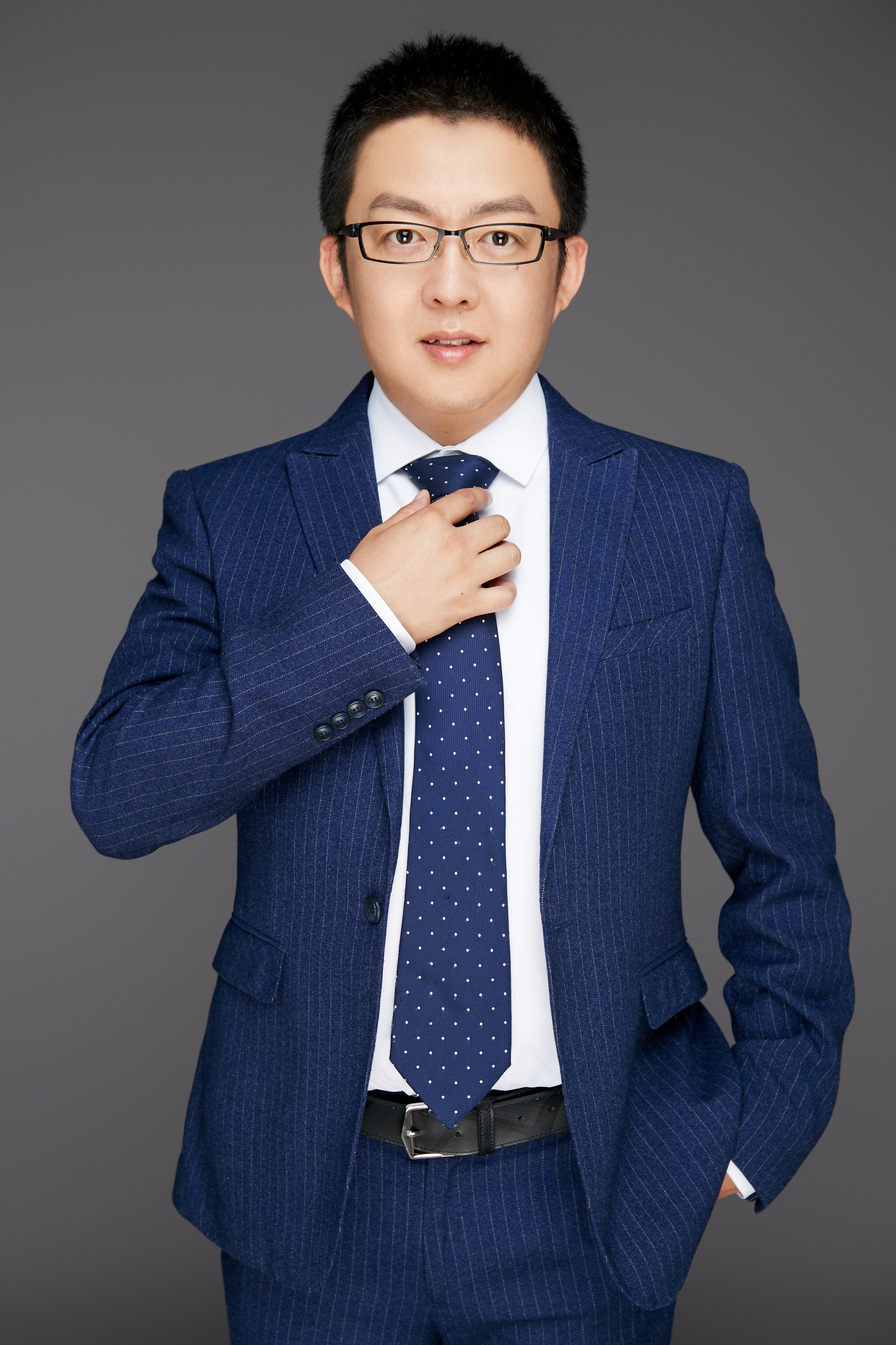 迈宝智能科技外骨骼,迈宝外骨骼机器人