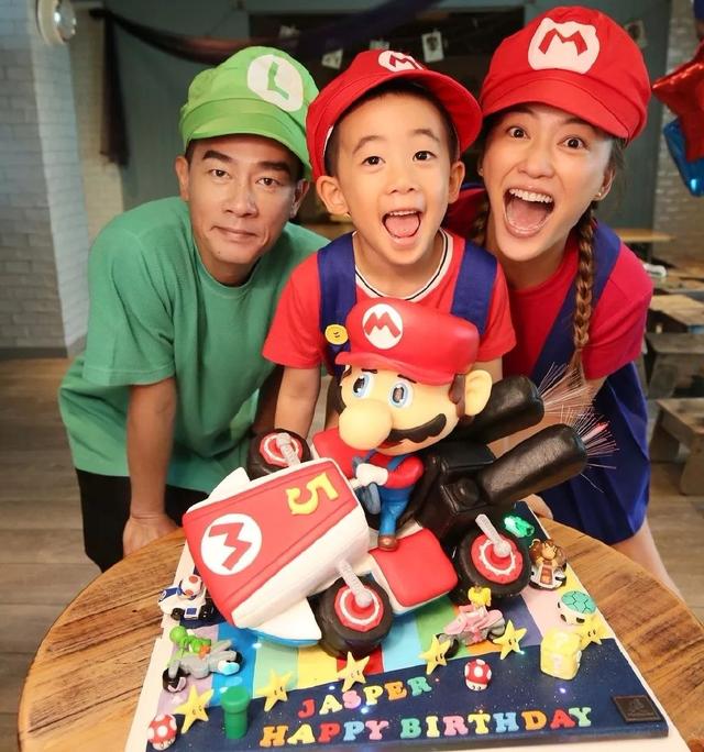 应采儿嫁给陈小春原因,应采儿和陈小春怎么在一起的