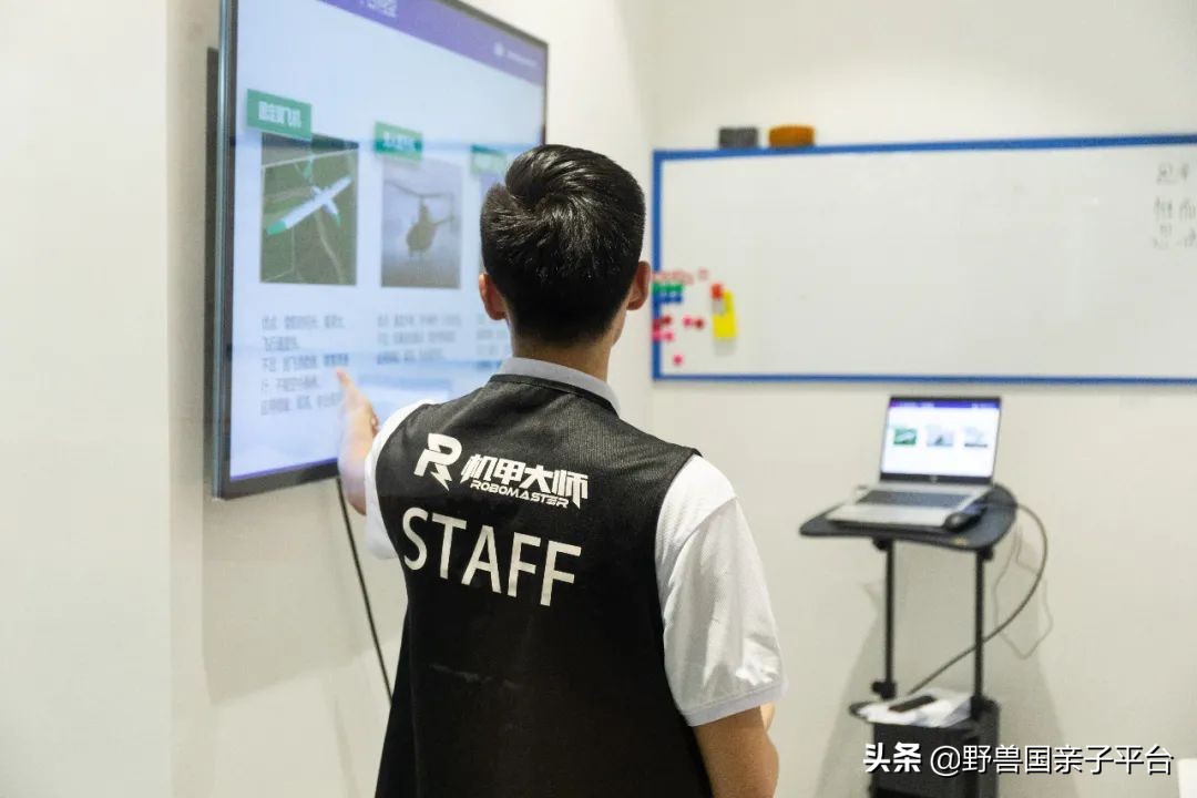 东莞首家大疆教育俱乐部，名校最爱的机甲大师来啦