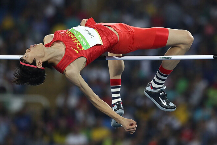 跳高世界纪录还是朱建华保持的吗,跳高运动员朱建华破纪录是哪年