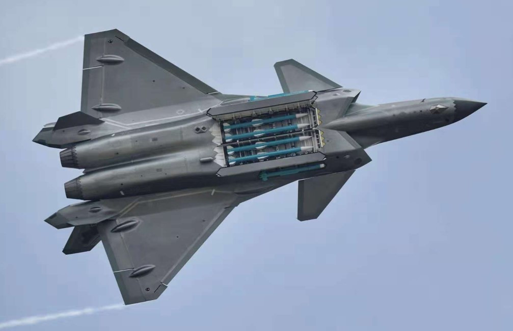 中国下一代舰载机,下一代航母fc31