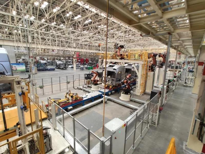 全国首家自主研发机器人,元创机器人