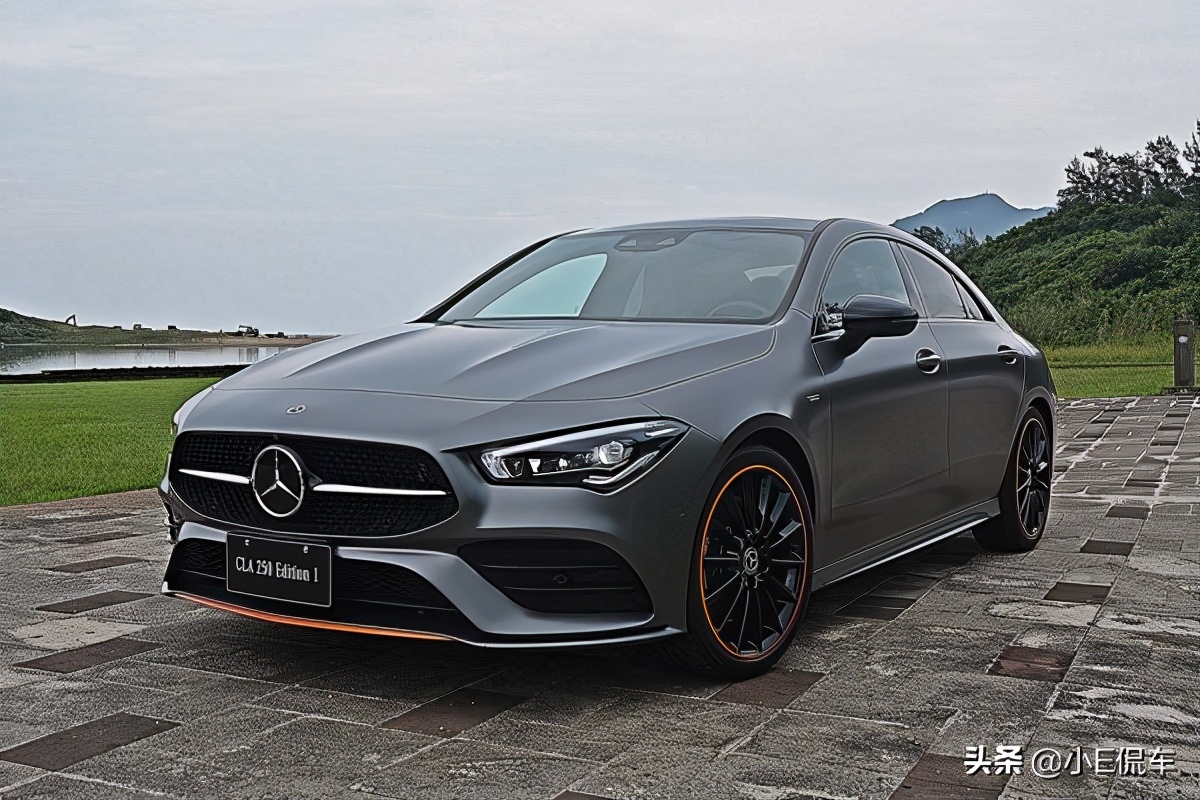 奔驰cla200动感和时尚的区别,新款奔驰cla200试驾视频