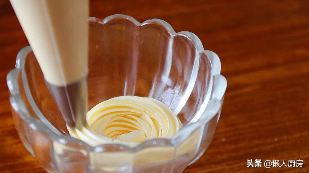 蛋白霜打发不起来怎么吃,蛋白糖霜预拌粉打发后怎样保存