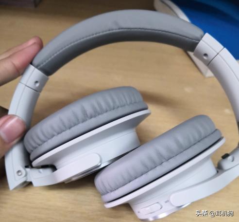 不愧是老铁家的耳机!899元竟让我听出了万元级别的声音