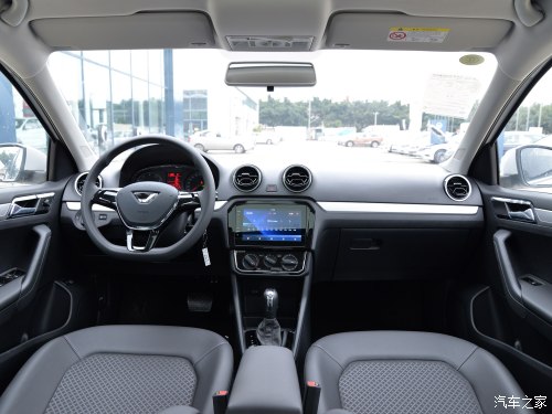 新款捷达va3车最低配的上路多少钱,捷达va3自动悦享版全款落地多少钱