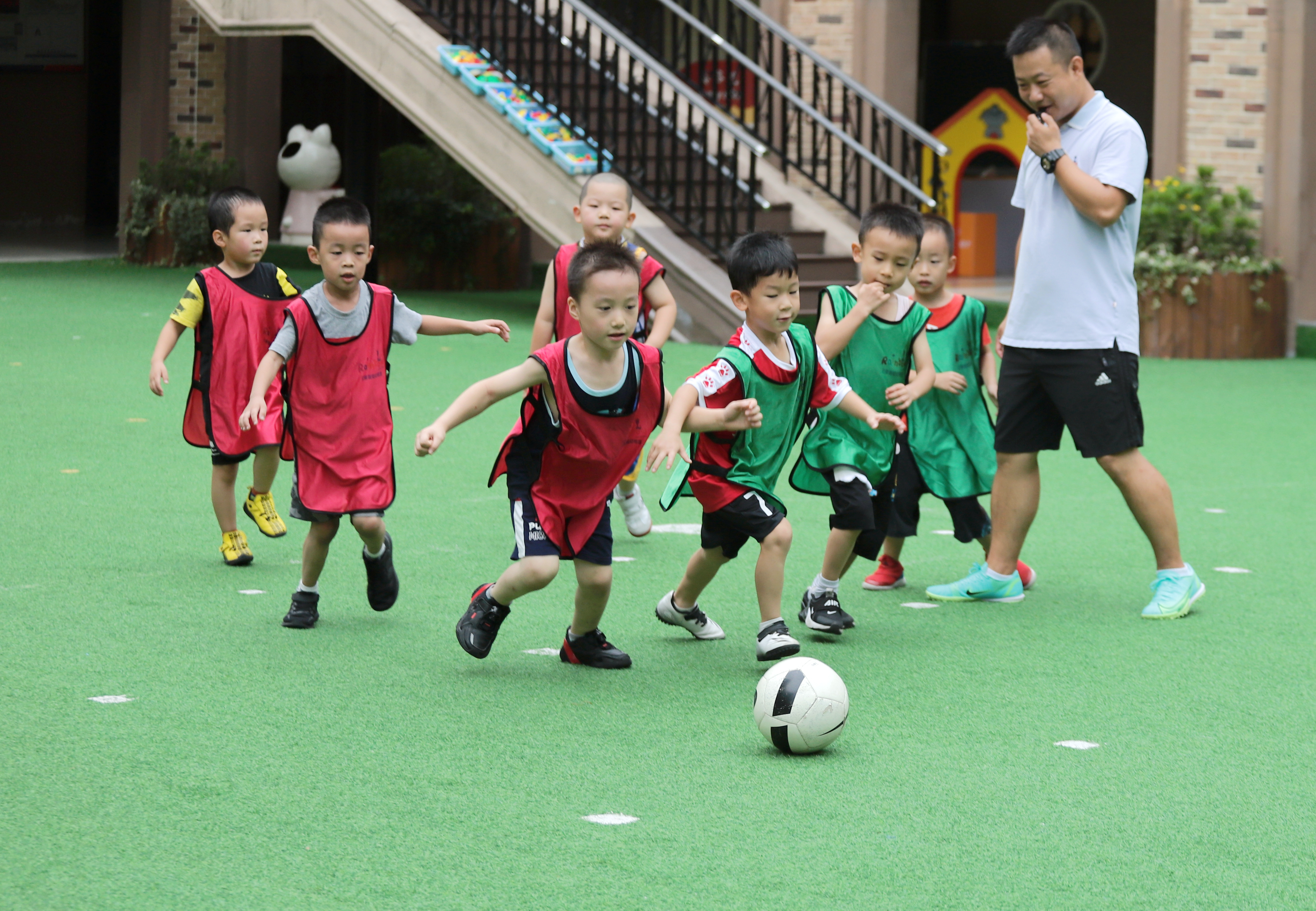 彭山儿童夏令营军训,彭山区暑假夏令营