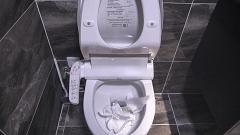 壁挂马桶怎么安装方便后期维修 (壁挂马桶马桶盖松动)