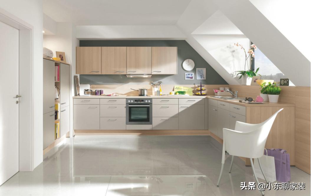 定制橱柜如何确定颜色好坏,定制橱柜怎么样确认板材环保