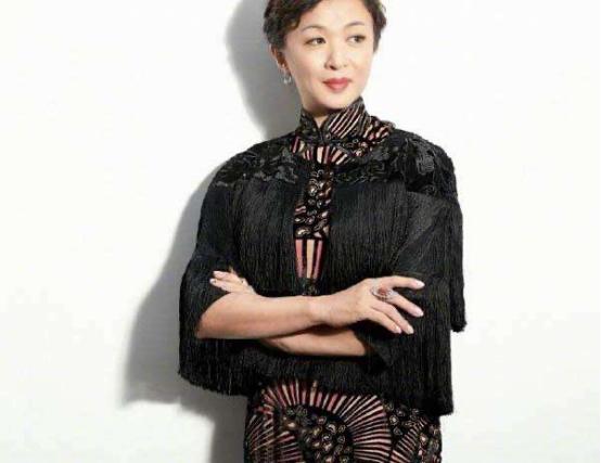 tf家族三代怎么就长大了呢,tfboys三人轰动全场