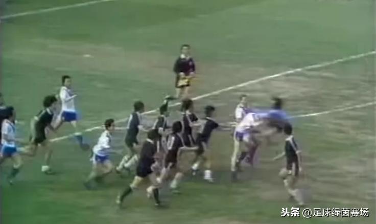 身高1米7的守门员,传奇门将助力国足惊险晋级18强