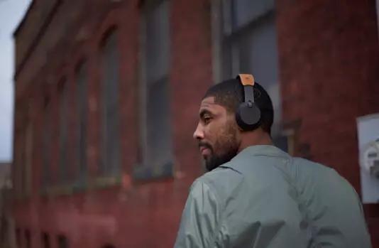 欧文可以排进nba最强球员前十,欧文没有入选75大巨星