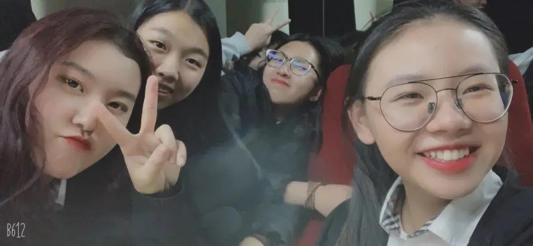 转新学校不适应,读了国际学校反而很迷茫