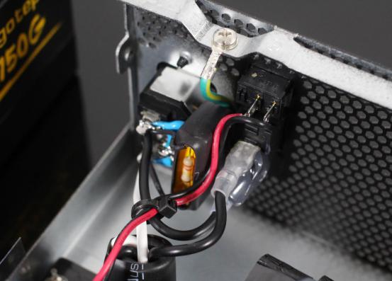 鑫谷750w电源带得动3080吗,鑫谷klm750g白色