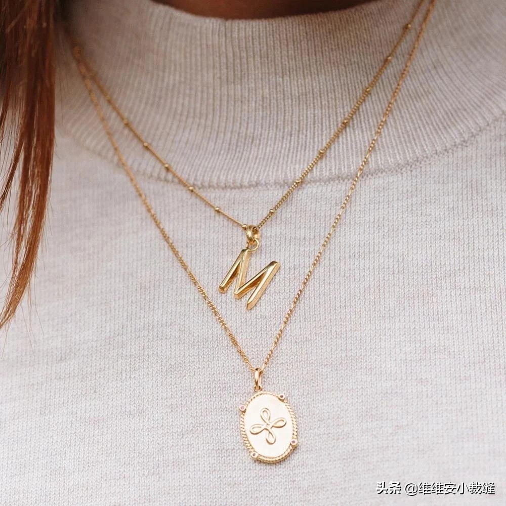 不愧是“带货王妃”梅根，一条“硬币项链”火爆ins，秒变时髦