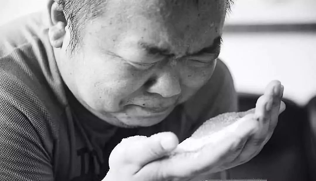 脚臭怎么洗才不臭,脚臭到底该怎么治永远不臭