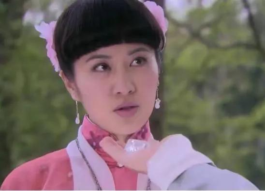 厚刘海遮挡脸型,厚刘海遮住眼睛