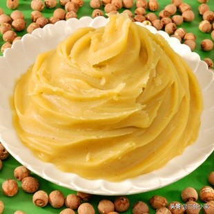 莲蓉月饼是什么做的,莲蓉月饼的莲蓉是什么东西