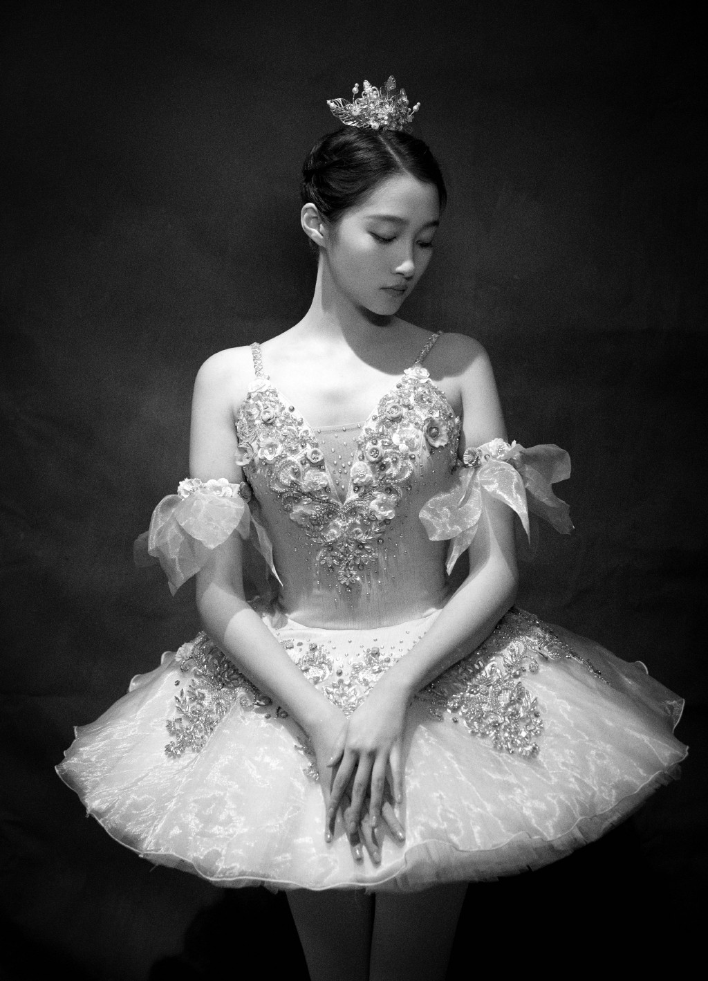 关晓彤为遮腿穿了鹿晗衣服,关晓彤的魅力如何俘获鹿晗