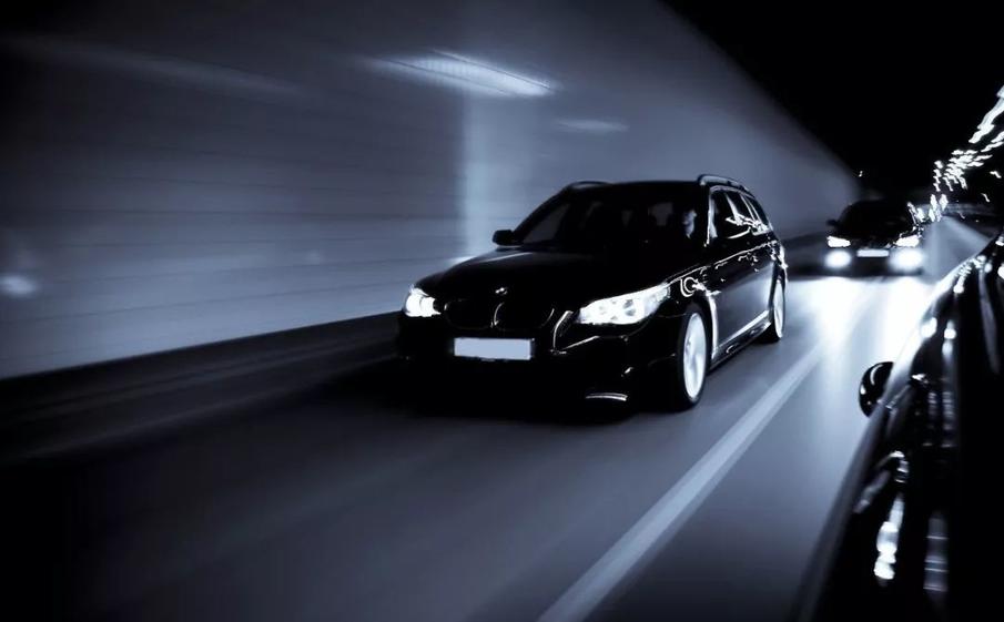 宝马2系多功能旅行车隐藏功能,宝马120im运动曜夜隐藏功能