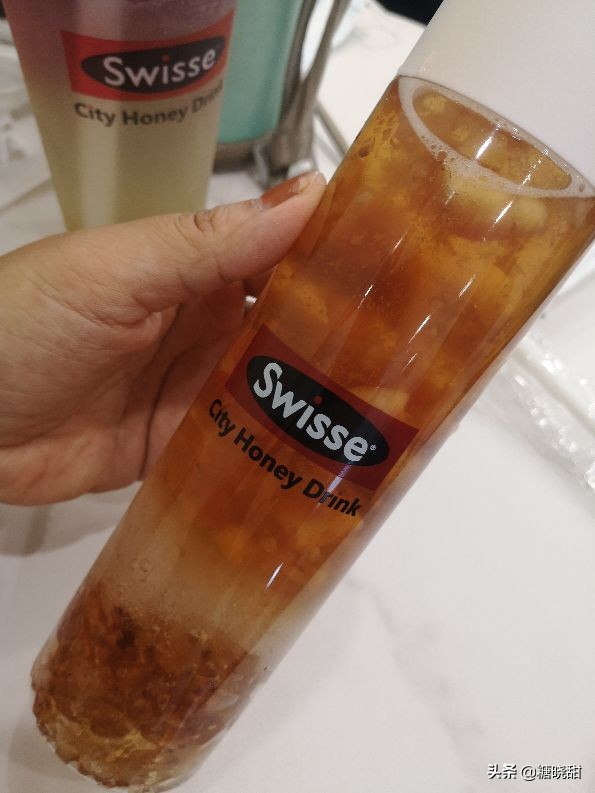 swisse饮品探店 (swisse 营养颜究美茶馆探店)