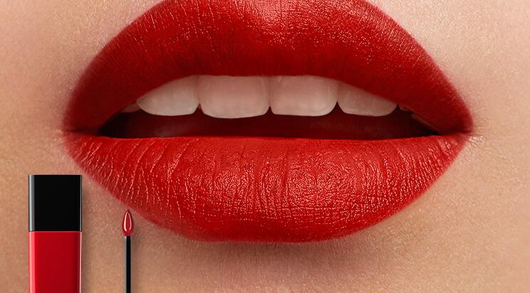 厚嘴唇怎么涂唇釉好看,上嘴唇厚怎么涂唇釉最好看