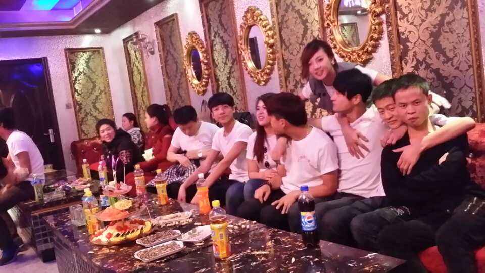 女人对婚外情为什么来者不拒,两个女生同时主动追你该怎么拒绝