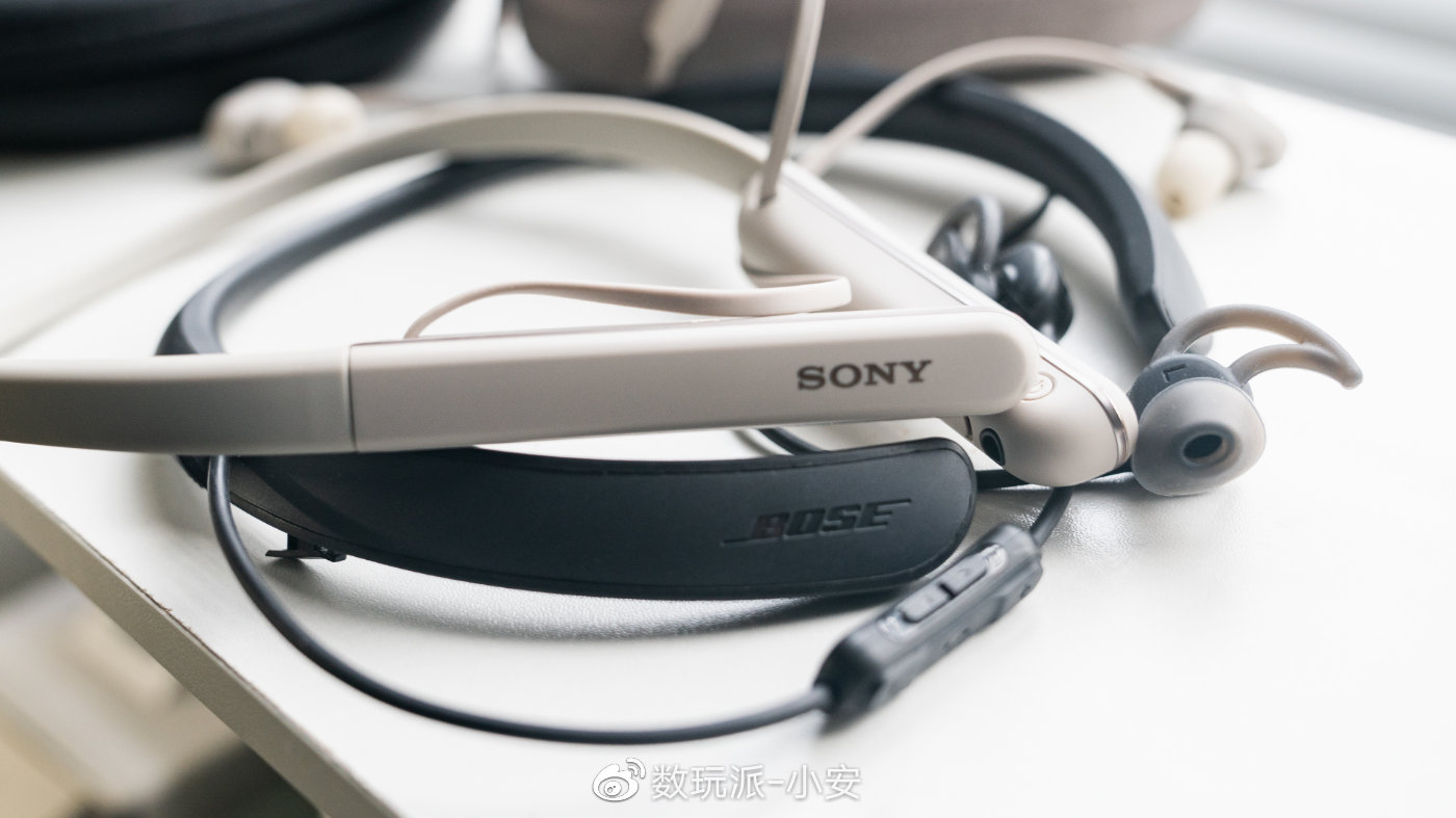 绱㈠凹闄嶅櫔鑰虫満1000xm2鍜屼笁浠ｇ殑瀵规瘮,绱㈠凹鑰虫満wi1000xm2璇勬祴