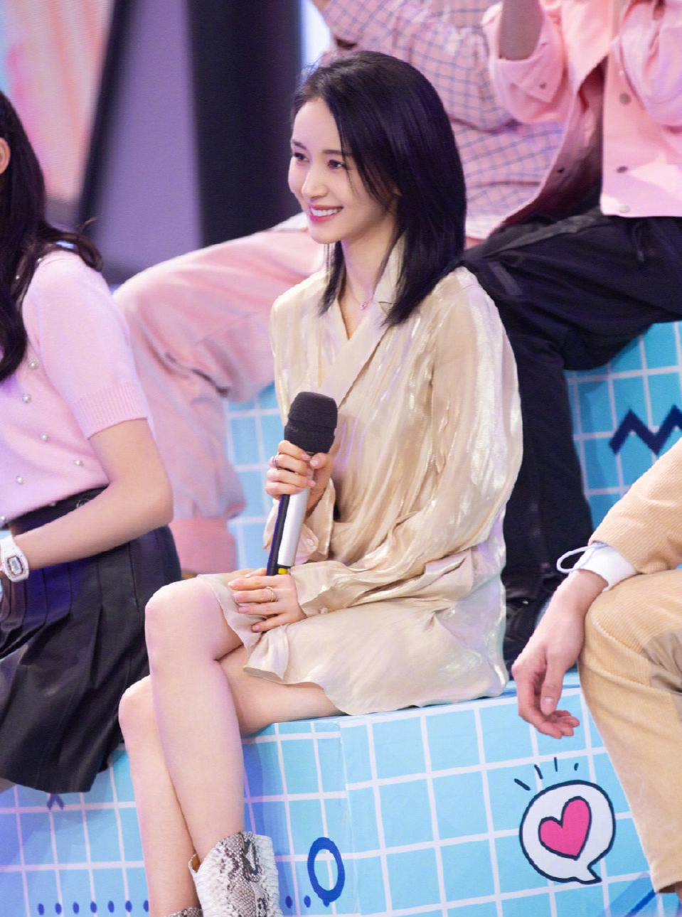 王子文穿衣太高级,王子文个子小容貌拔尖