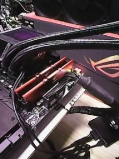 十铨火神内存条ddr43600,十铨内存火神3200可以超频到多少