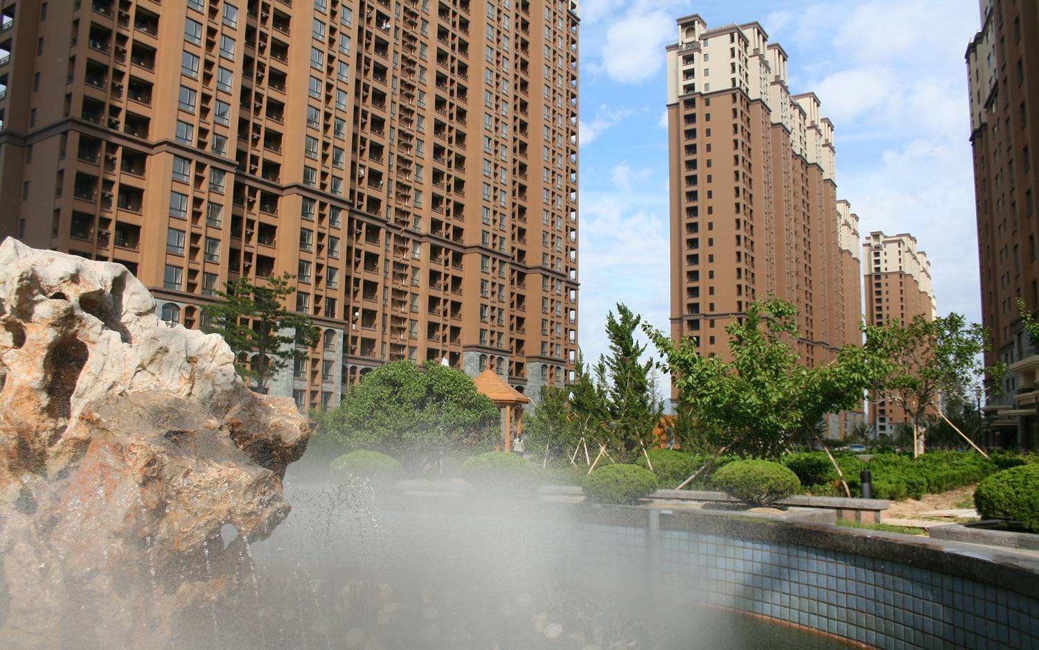 现在高层2楼真的不能买吗,高层住宅的2楼值得买吗