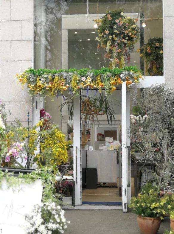 走进日本百年花店——日比谷花坛