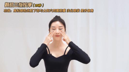 57岁巩俐怎样保持年轻呢,55岁的巩俐凭什么美炸了