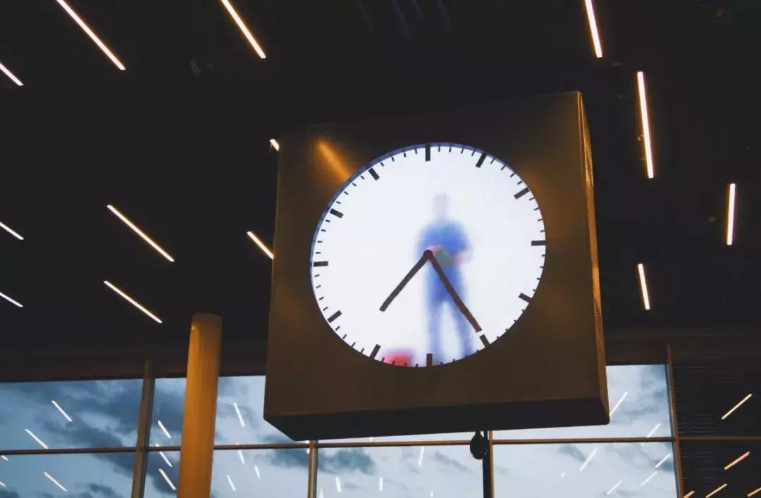 鏈哄満鍗佷簩鏃惰景,瑗垮畨鏈哄満鍗佷簩鏃惰景