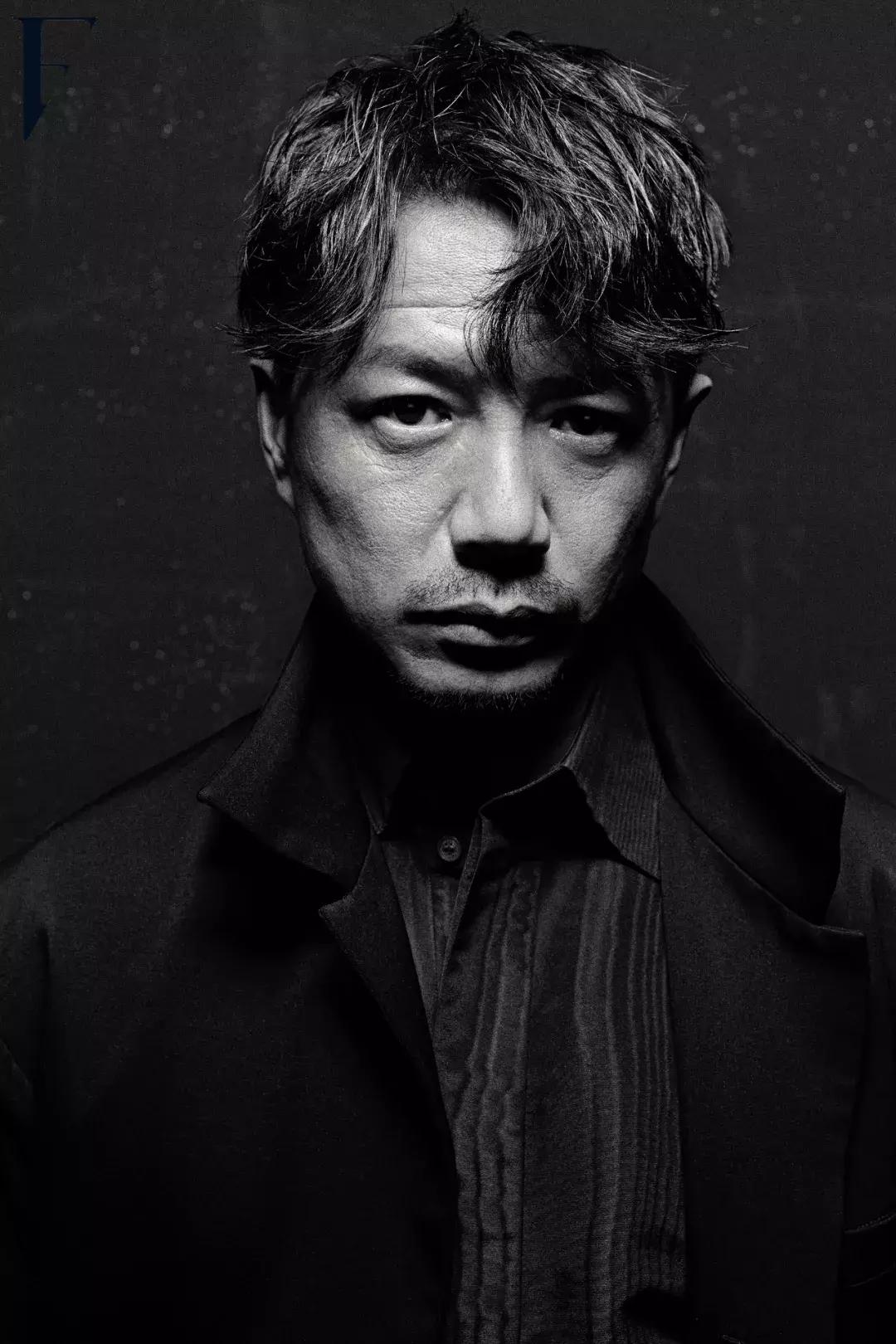 段奕宏走红地毯秀手表,段奕宏戴墨镜照片