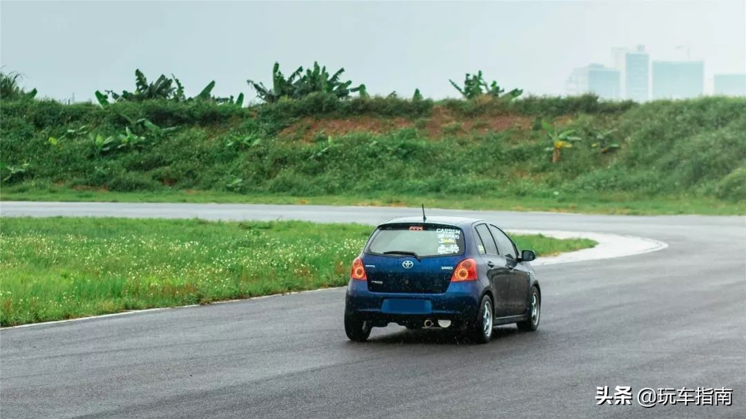 雅力士和飞度gk5哪个好看,雅力士rs和gk5谁厉害