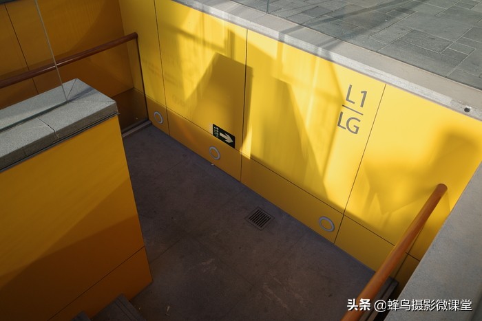 相机测评：理光GR3扫街拍照神器6199元买的不只是情怀